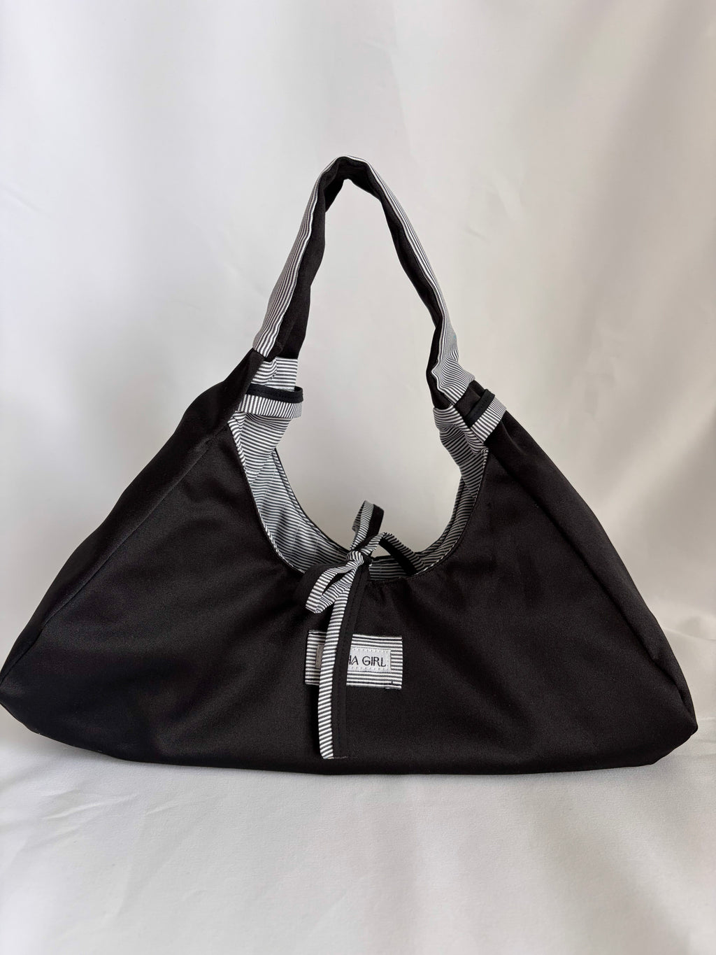 Reverse Purse - Black & White